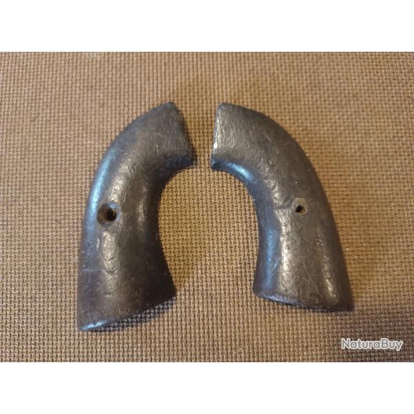 Belle paire de plaquettes en bois revolver Colt 1851 a poudre Cal 36