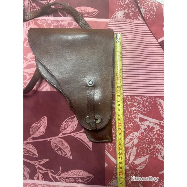 Housse marron avec lani�res