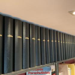 Revue Cibles: collection compl&egrave;te reli&eacute;e en TBE
