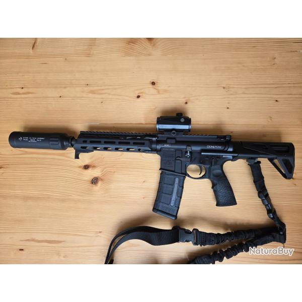 Daniel D�fense DDM4 PDW avec mod�rateur de son, point rouge & 2 chargeurs. Excellente affaire !