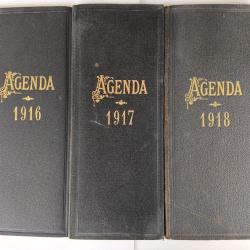 Lot de 3 agendas de bureau, ann&eacute;es 1916-1917-1918.