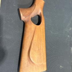Crosse trou de pouce remington 7400