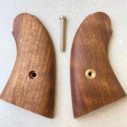 Plaquettes Noyer cir&eacute; Remington 1858