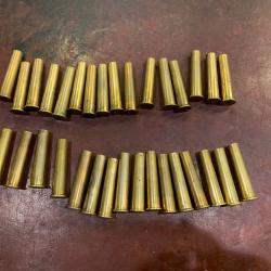 39 &eacute;tuis calibre 40-65 Winchester