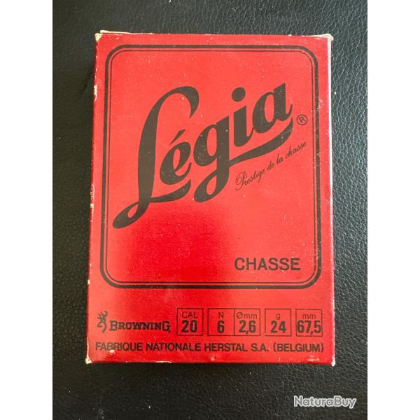 ANCIIENNE BOITE ET CARTOUCHES LEGIA CALIBRE 20