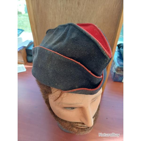 Ancien calot - bonnet de police d'Infanterie - p�riode Indochine / Alg�rie