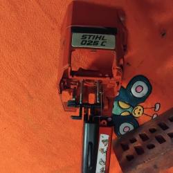 Poign&eacute;e d'acc&eacute;l&eacute;rateur tron&ccedil;onneuse Stihl 025 C