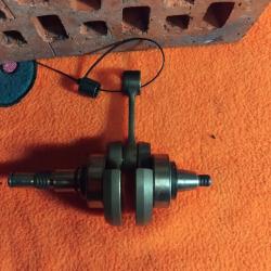 Vilebrequin et bielle tron&ccedil;onneuse Stihl 025 C
