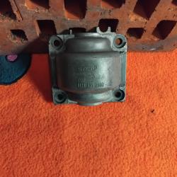Bas moteur / carter moteur tron&ccedil;onneuse Stihl 025 C