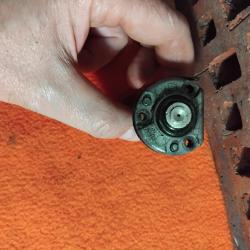 Pompe d'amor&ccedil;age / filtre &agrave; huile tron&ccedil;onneuse Stihl 025 C