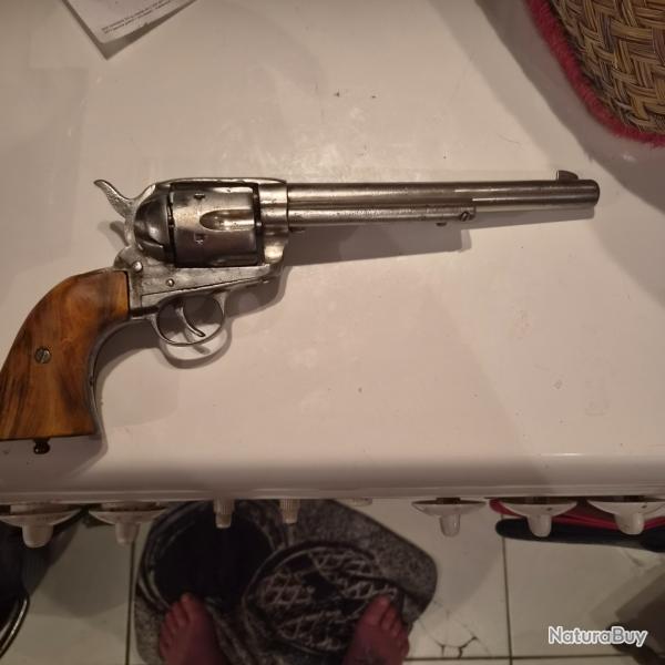 colt single action 1872 44 40