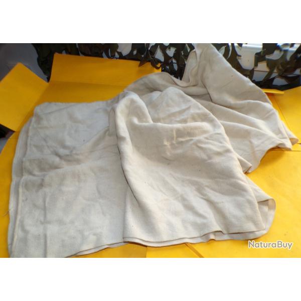 CEINTURE BLANCHE DE TRADITION EN FLANELLE DE L'ARMEE FRANCAISE, AVEC TAMPON ARMEE NON LISIBLE ,  PER