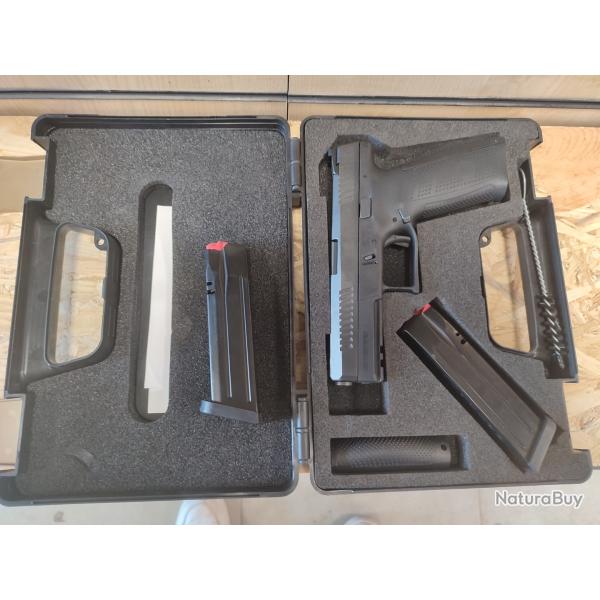 CZ P10 F