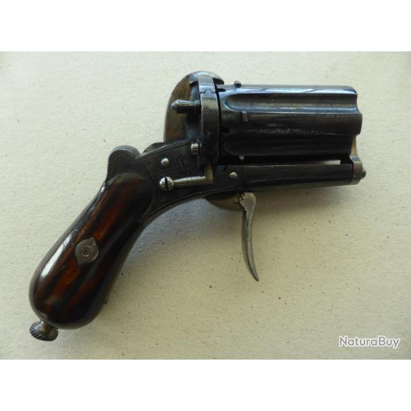 REVOLVER POUDRIERE CAT D