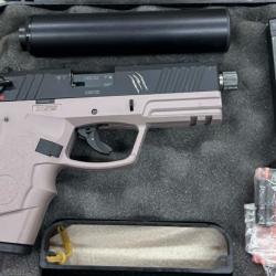 ISSC Mod&egrave;le Raptor Calibre 22LR d'occasion