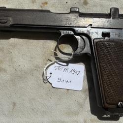 Pistolet STEYR 1912