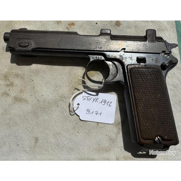 Pistolet STEYR 1912