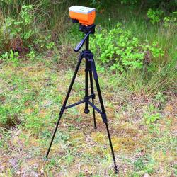 tr&eacute;pied de sol pour laser Protec