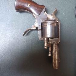 1� SANS PRIX DE RESERVE - Revolver grav&eacute; "British Bulldog" .320