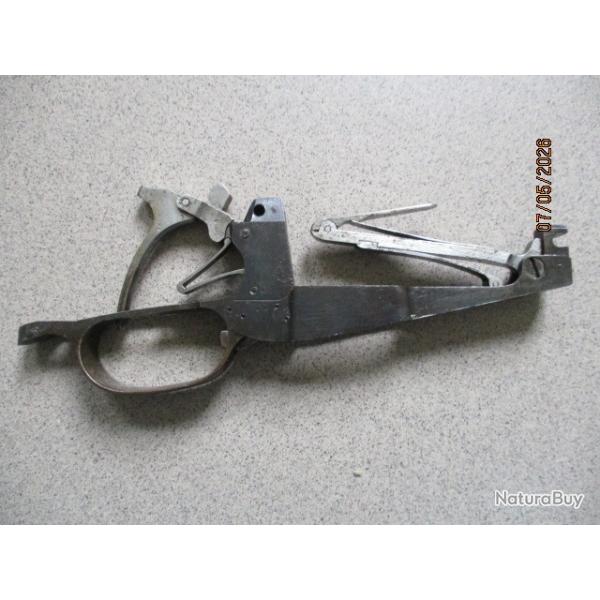 Pontet mousqueton et fusil Berthier 07/15 ( pour clips 3 cartouches )