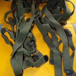 ARMEE AMERICAINE U.S :LOT DE 2 SANGLES ABIMEES DE L'ARMEE AMERICAINE , CETTE SANGLE PERMET D'ACCROC