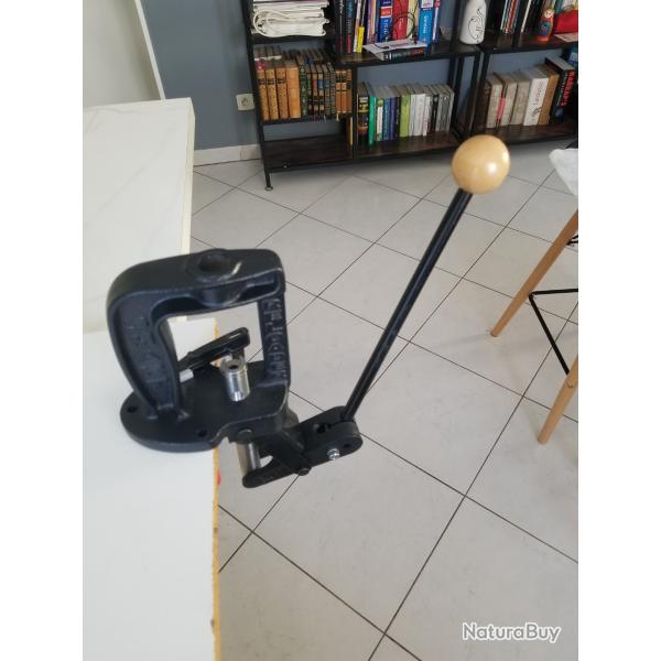 Presse � rechargement neuve.
