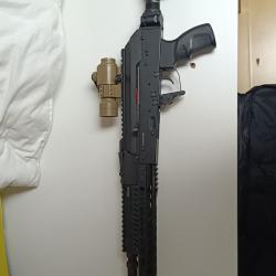 AK 74-t G&G + lazer/lampe + red dot