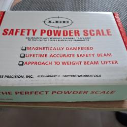 Safety powder scale