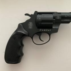 Smith & Wesson Combat Black 9mm RK + Pack 50 munitions + housse
