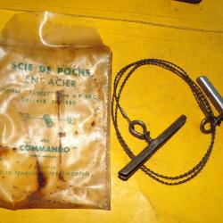 SCIE DE POCHE EN ACIER MODELE COMMANDO , MARQUE TUBEST TYPE A.P 88  C , ETAT NEUF SOUS EMBALLAGE ,AV