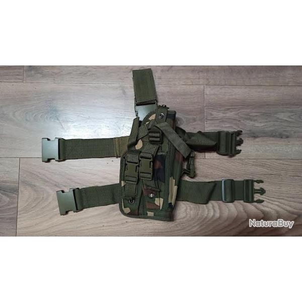 holster souple droitier woodland