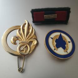 LOT INSIGNES L&Eacute;GION 4 &Eacute;ME ETRANGER