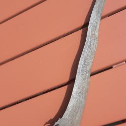 Kriss tr&egrave;s ancien pour pi&egrave;ces sans fourreau et lame cass&eacute;e...ou &agrave; restaurer.