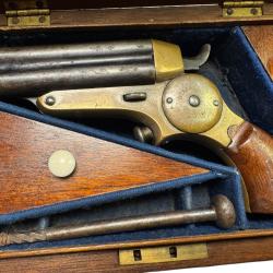 derringer STAR 4 canons 32 rimfire.   rare