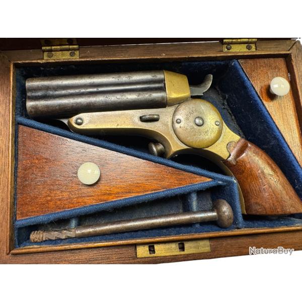 derringer STAR 4 canons 32 rimfire.   rare