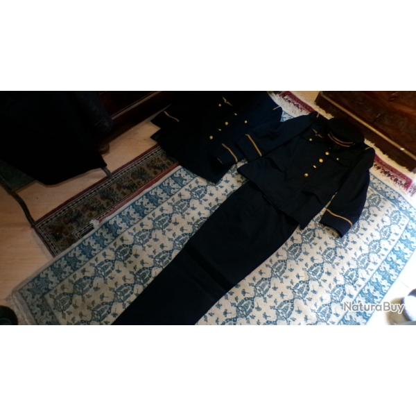 UNIFORME COMPLET de SOUS OFFICIER ARMEE DE L'AIR FRANCAISE (5 pi�ces)
