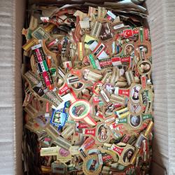Gigantesque collection de 10000 bagues de cigares principalement Belgique 1945-1978