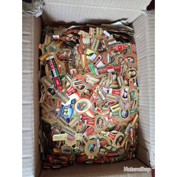 Gigantesque collection de 10000 bagues de cigares principalement Belgique 1945-1978