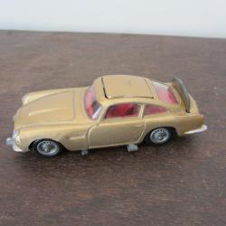 James Bond Aston Martin DB5 - Corgi Toys 1965