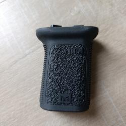 Poign&eacute;e verticale BCM mod 3 en polym&egrave;re noir pour M-Lok