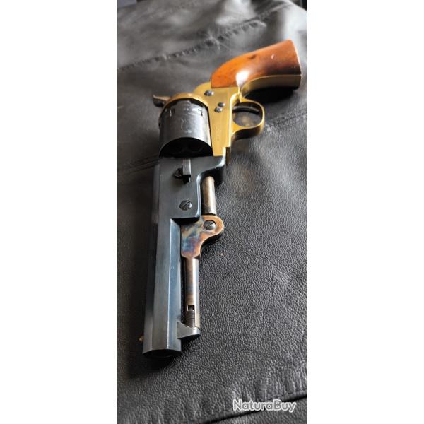 Magnifique colt Uberti 1851 Navy Cal 36.