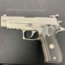 Pistolet SIG SAUER P226 L&Eacute;GION