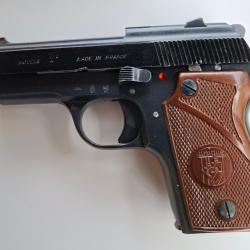 Pistolet Unique Model LD Cal22lr