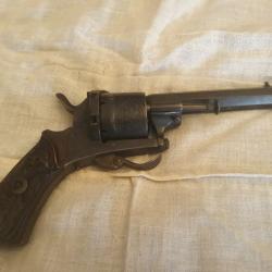 revolver 9mm a broche riche decor floral napoleon III