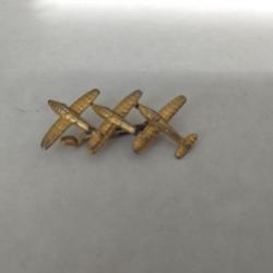&Eacute;pinglette militaire aviation.