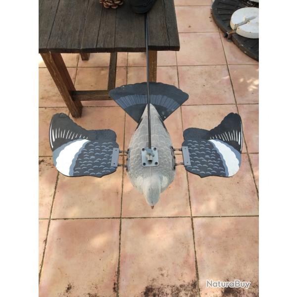 Forme palombe aux ailes mobiles (ressorts)