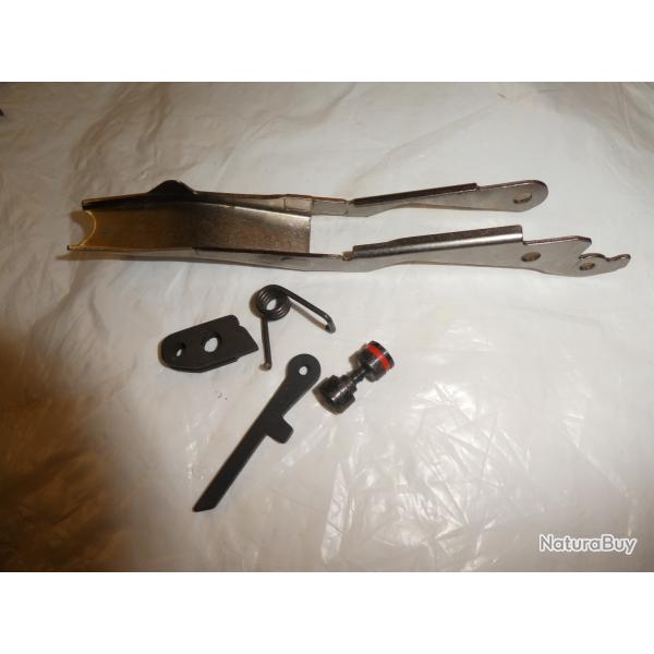 lot pi�ces de sous garde BROWNING A500