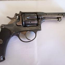 Vend Revolver Suisse 1882 cat D