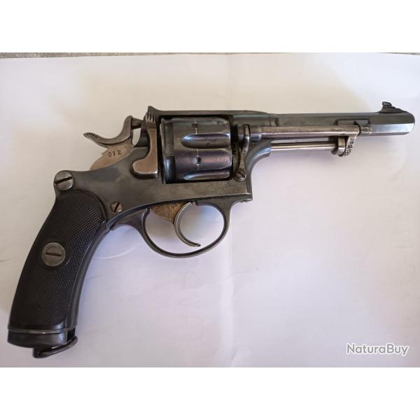 Vend Revolver Suisse 1882 cat D