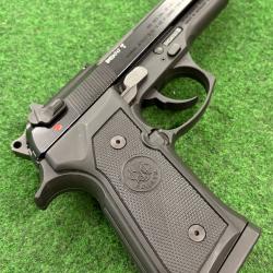 SUPERBE BERETTA 92 FS 22LR